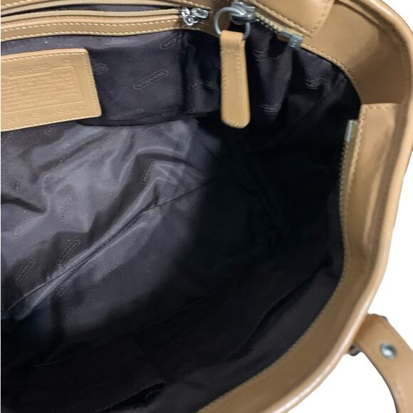 Vintage COACH 2003 Legacy Markey Tote - Picture 8 of 9